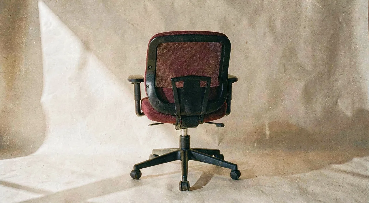 AI receptionist versus hiring a human receptionist — cost and coverage compared for 2026